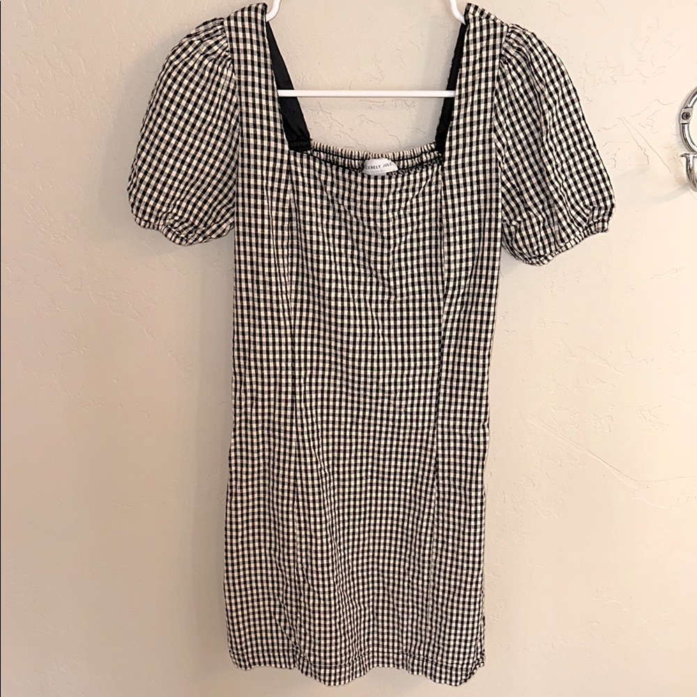 Women’s dress
